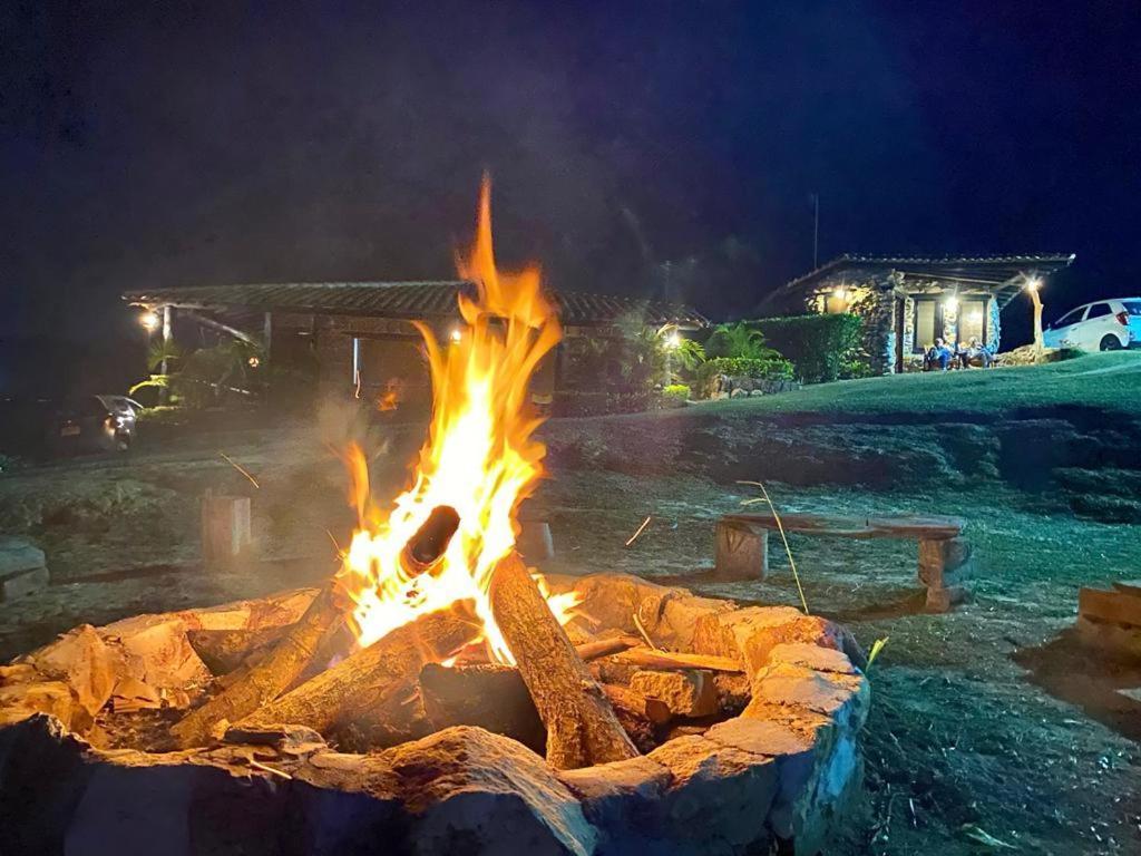 Cabanas Y Hostal Bonanza Mesa De Los Santos Los Santos  Eksteriør bilde